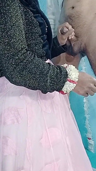 Indian Bride Got a Hurd Fuck on First Sex Night Indian Groom Fucking Indian Village Bride