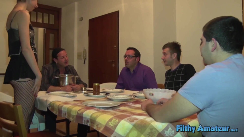 Filthy Amateur: Mrdka, tajná složka