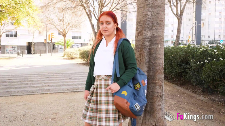 FAKings: 18 Years Old Teen Natalyy Hot Meets and Gets Shocked...