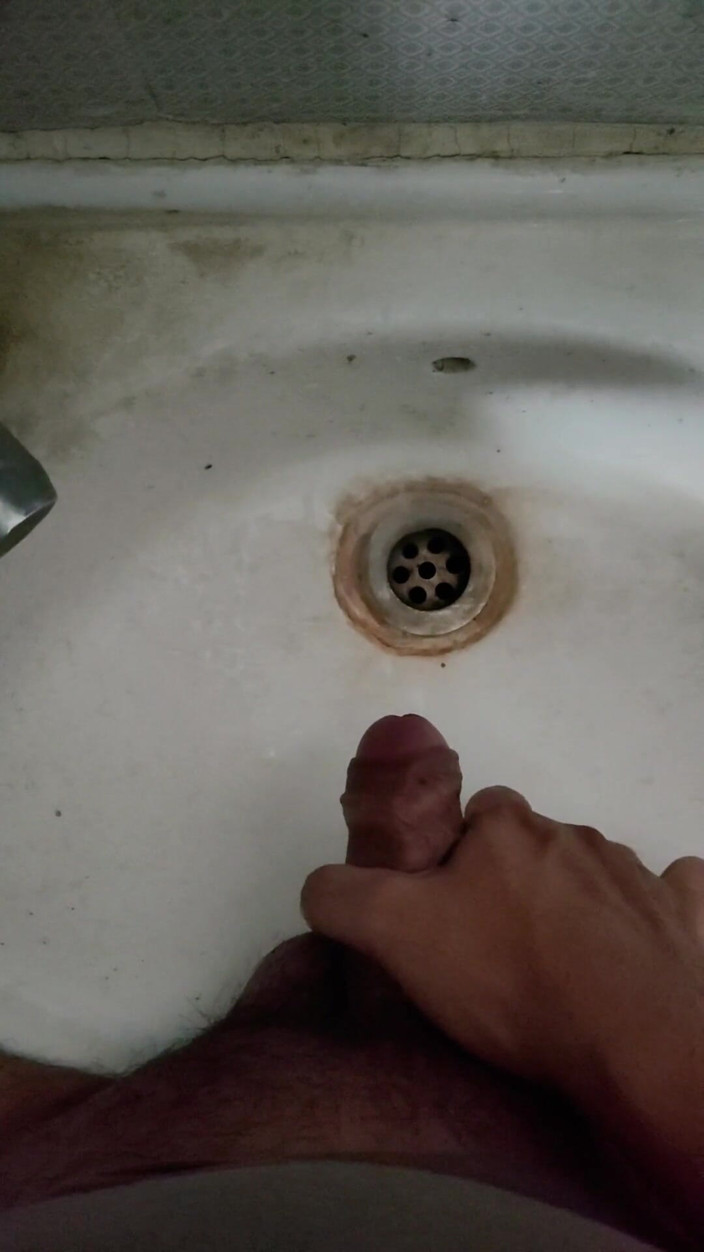 Joystoy: Unexpected Cumshot Jonstoy Play with His Cock Enjoying Sunday Morning