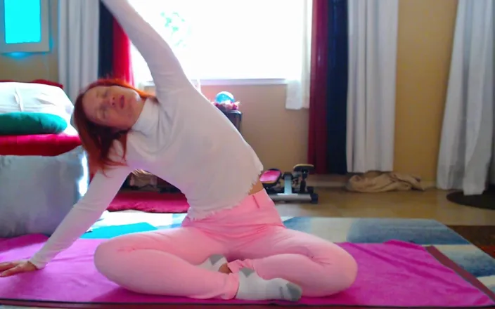 Aurora Willows: Yoga Beginner flow 3