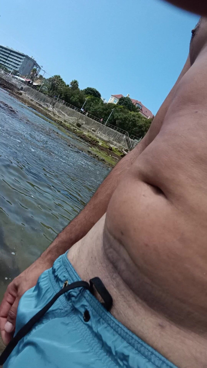 Boy top Amador: I Got a Hard-on at the Beach, Right in Front...