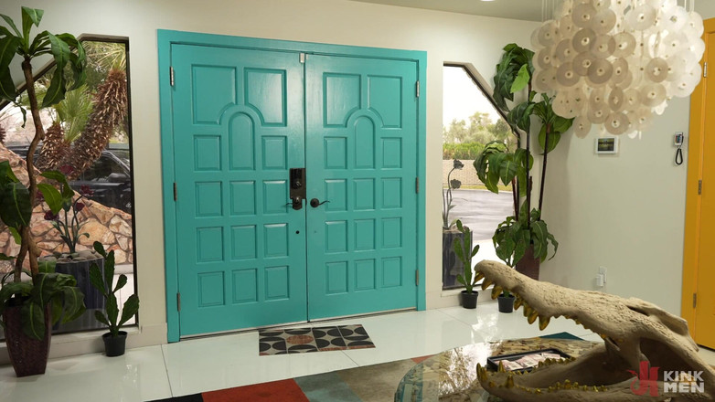 Taken rough: 安德烈·斯通和特里斯坦·韦斯特