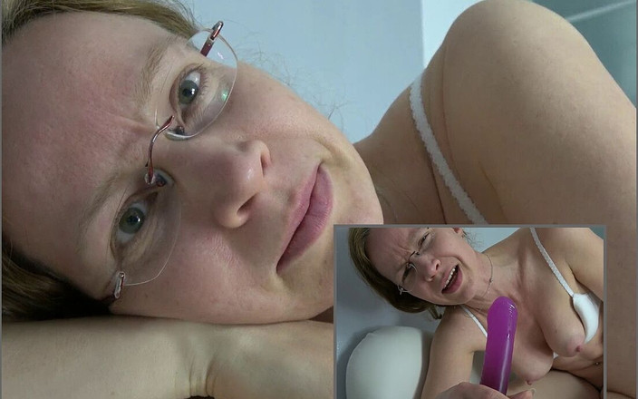 Annika Rose: POV - セクシーなフェラチオ