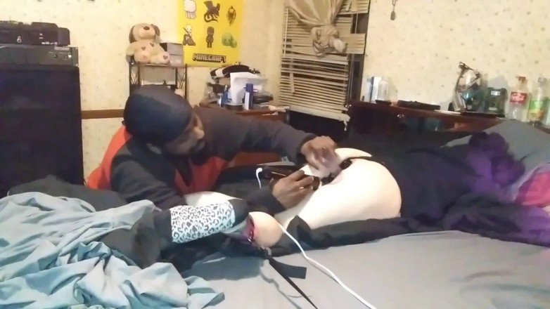 Anal_Angi_Rose: Cu é fodido