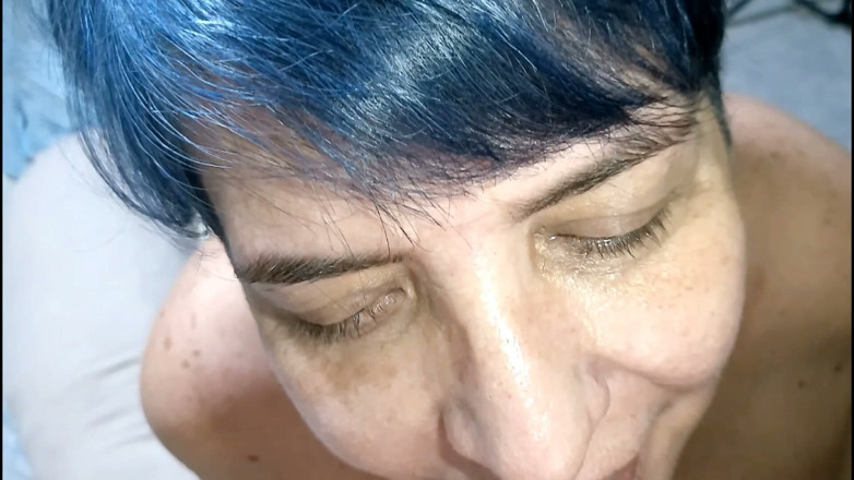 MaturecoupleVe: POV mit schöner und lustiger oma mit abspritzen in ihre...