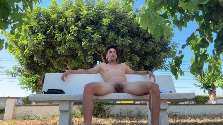 Paul Williams: Hot Stud Fully Naked on Public Park Bench Gets Caught