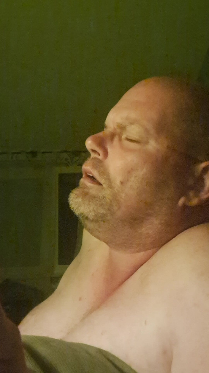 Fickspecht: The Total Destruction of the Bitch
