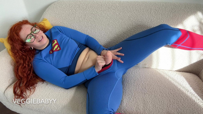 Veggiebabyy: Kryptonite, Sph e CBT fanno sborrare forte con un cazzo...