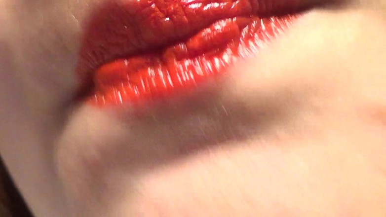 Goddess Misha Goldy: French kissing with me! Red lipstick fetish!