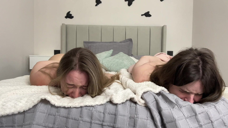 MargoAlisa: Duo legat și cu căluș - videoclip cu luptă pentru rețineri strâmte