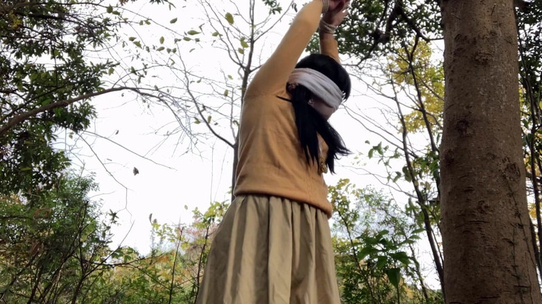 megu2002: 調教師様からの命令　no28　ロープ吊るし拘束野外放置