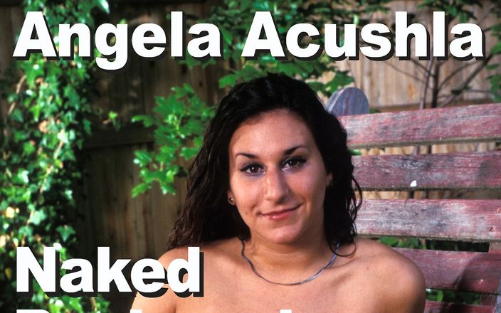 Edge Interactive Publishing: Angela Acushla, penetración de consolador desnudo en el patio trasero