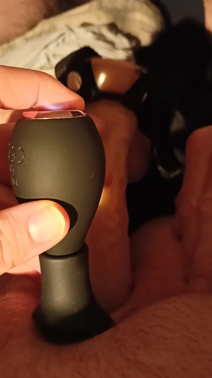 Devilslitlegirl: Bermain dengan Mainan membuatkan saya pancut