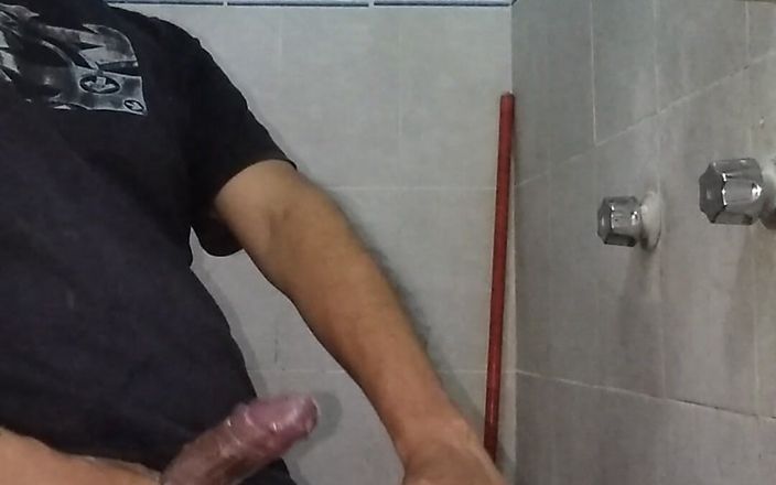Alex Sixel: Rinsing My Dick While He Holds My Hand And Cums