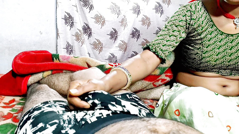 Rakul008: दुनिया में सबसे अच्छी लंड चुसाई मेरी भाभी मुझे देती है। जब सौतेला भाई घर के कैमरे में नहीं होता है क्लोज अप