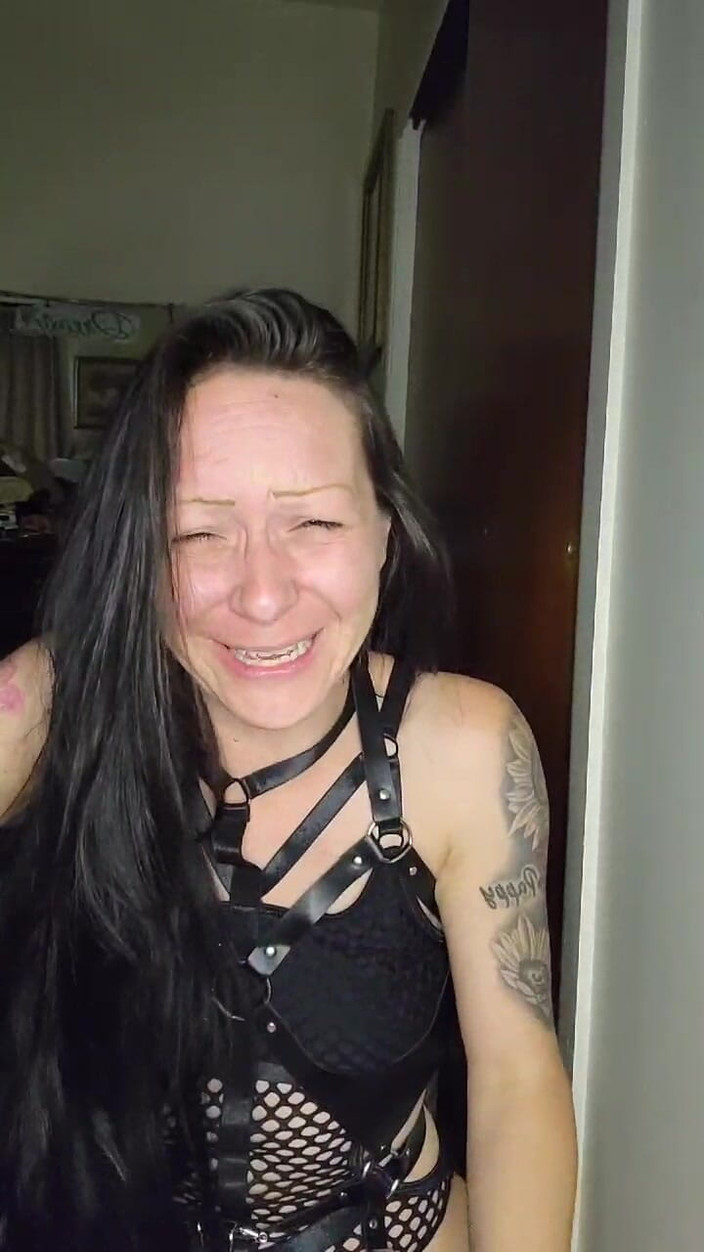 Raven Willow: Adakah Itu Zakar Lmao