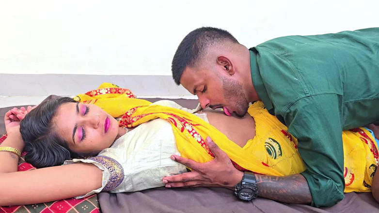 SAWITA BHABHI: Housemaid Shared Bed with House Owner When Wife Not There...