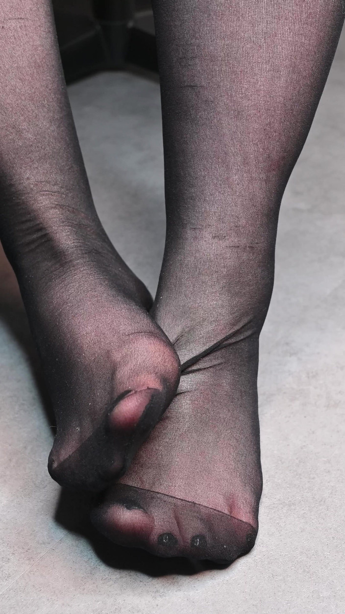 Sexyskyfeet: Asmr Nylons Füße Reiben Extrem Entspannend Und Geil Zugleich Nylon...