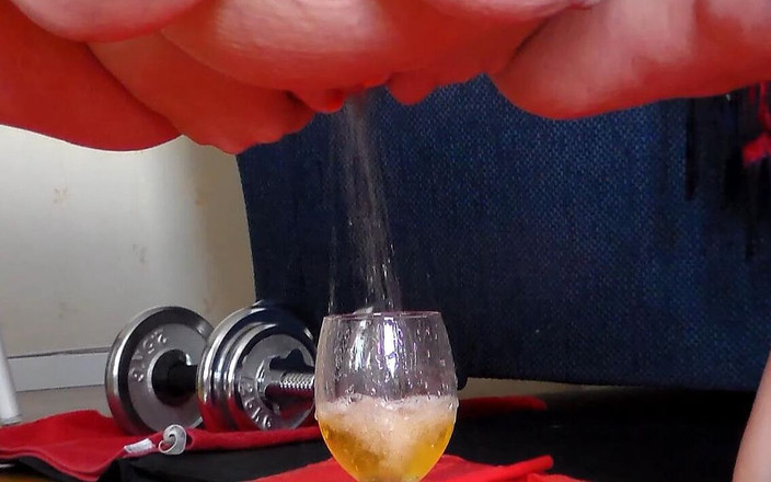 Sex hub couple: 오줌 싸기 모음집 (10 동영상)