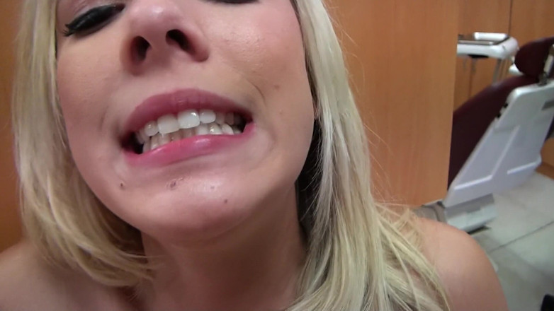 I know that girl: I Know That Girl - Blonde Britney Beth &amp; Eric Turn a...