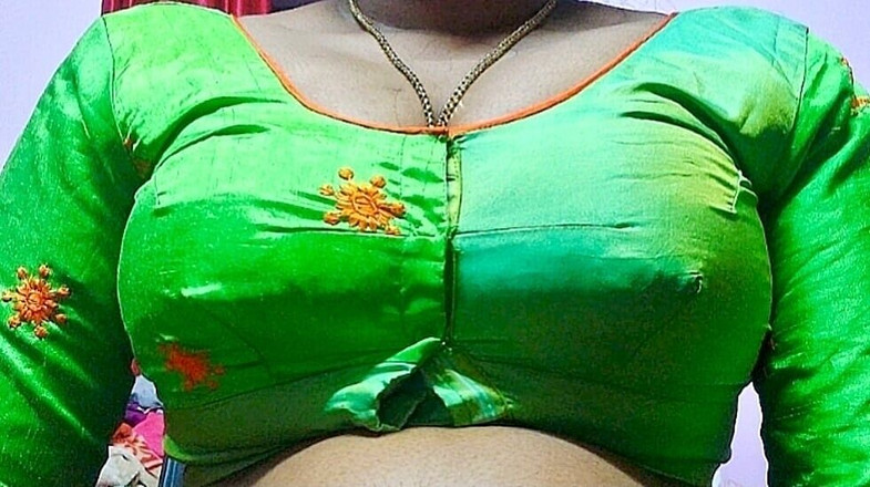 Desi Mohini: Piękna indyjska żona zachęca męża do seksu