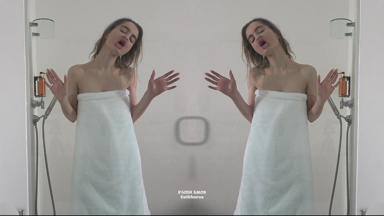 Faith Eros: Je suis coincée dans la douche publique pour hommes