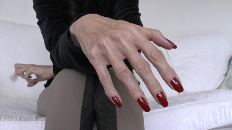 Lady Victoria Valente: Unghii lungi și roșii excitante, orgasm distrus, Lady Victoria Valente