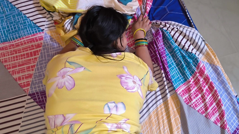 pujaprem: 내 자지를 빨고 빨아주는 18세 소녀