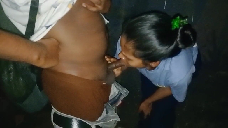 NikiRathod: Fingering, Kissing Behind the Truck with Divya -blowjob Series