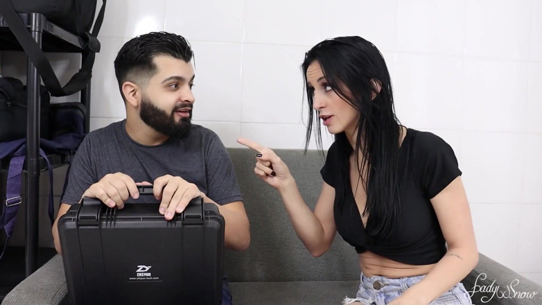 Lady Snow Brasil: Tuve relaciones sexuales con mi cuñada con un cinturón