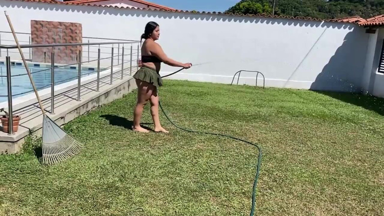 Joraul: I Fuck My Neighbor's Whore When She Was Cleaning in...