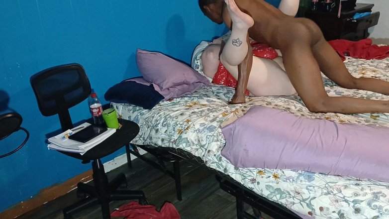 Sloppylynn: 큰 자지 엉덩이에 보지를 박살내는 백마