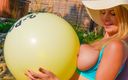 Katerina Hartlova: Enorme ballon en enorme borsten en enorme ballongie, veel van...