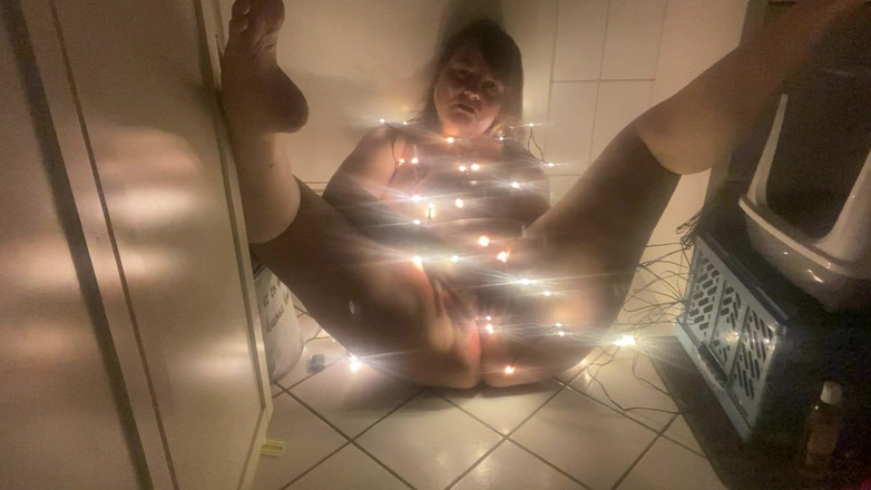 Deutsche Anna: Dacă pizda se fute de 4 ori, atunci Moș Crăciun este...