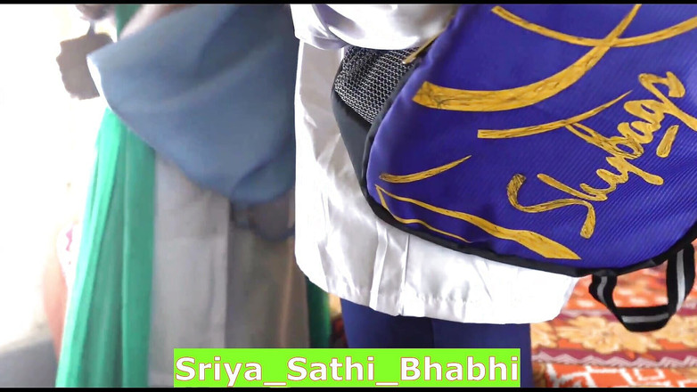 Sathi Bhabhi: Gadis remaja india yang imut pertama kali sama pacarnya