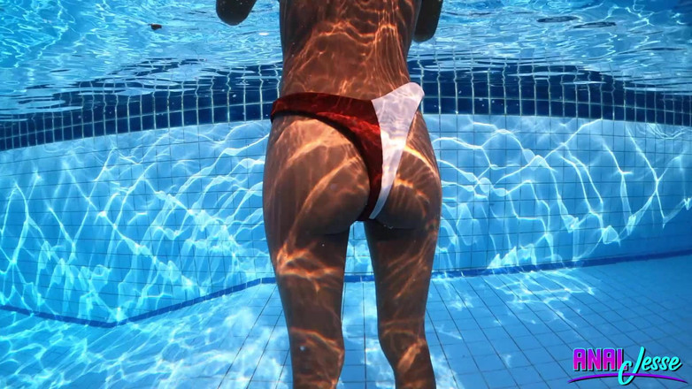 Jesse Thai: Asiatisches teen Schwimmen und Schnorcheln mit Glas-buttplug