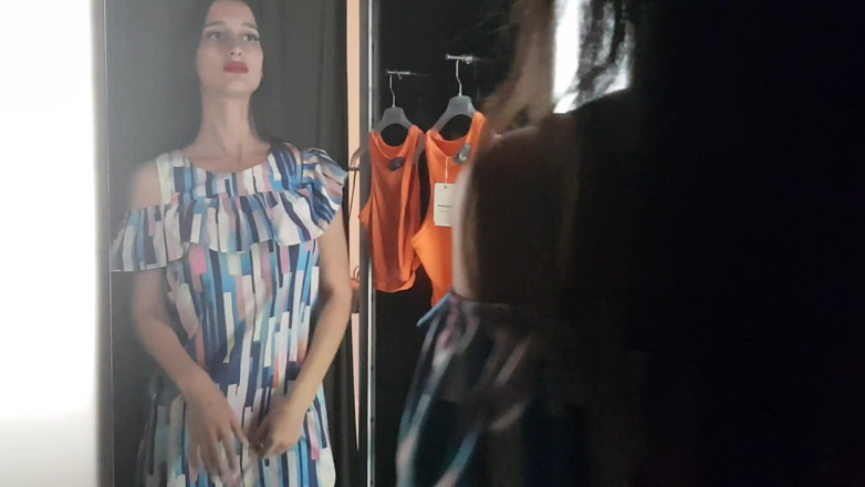 SweetButtocks: In the fitting room