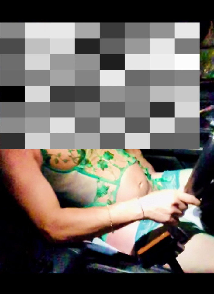 Benito414: 在车里