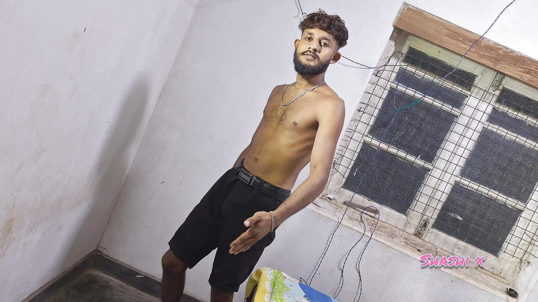 Shashi X: 18-letnia przyrodnia siostra straciła dziewictwo ze swoim przyrodnim bratem wielkim...