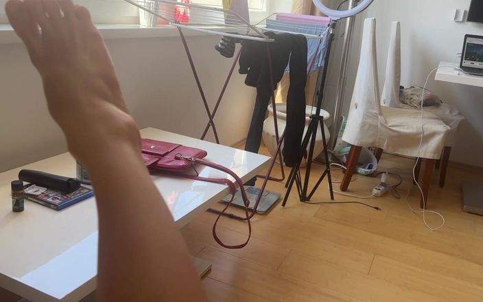 Gina Gerson: 솔로 오일 발 POV