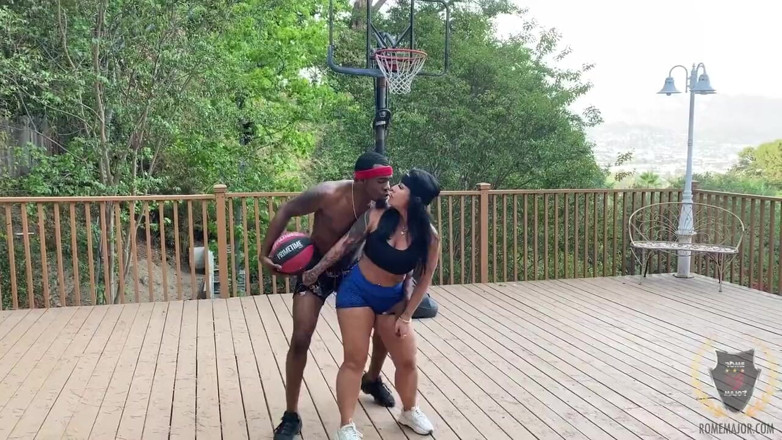 Rome Major: Rome Major Sucked On basketball Court, Fucks Hot Brazilian Pussy