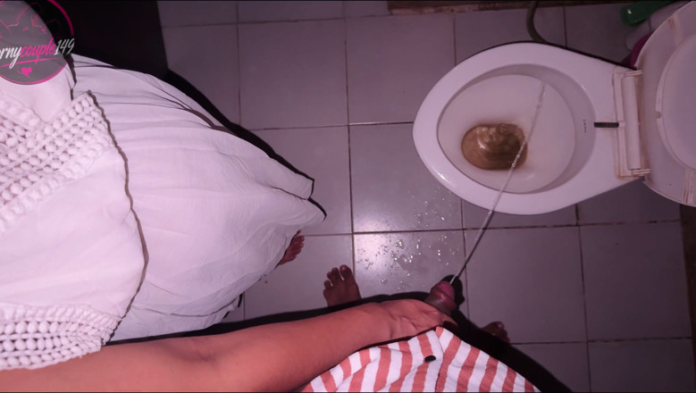 Hornycouple149: Co se stane, když nevlastní matka sdílí postel se svým...