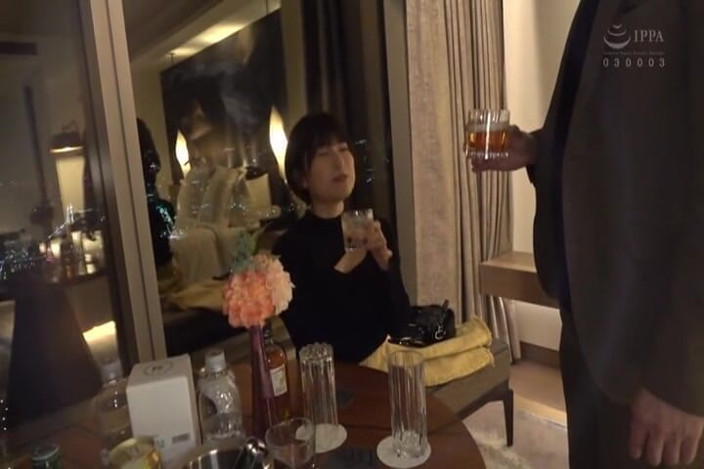 CherryBONBON: Una notte fino a sunrise hazuki wakamiya prende una sfida...