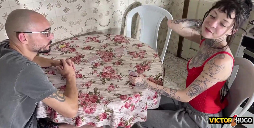 VictorHugo: Moja dziewczyna porzuciła mnie na wielkiego kutasa