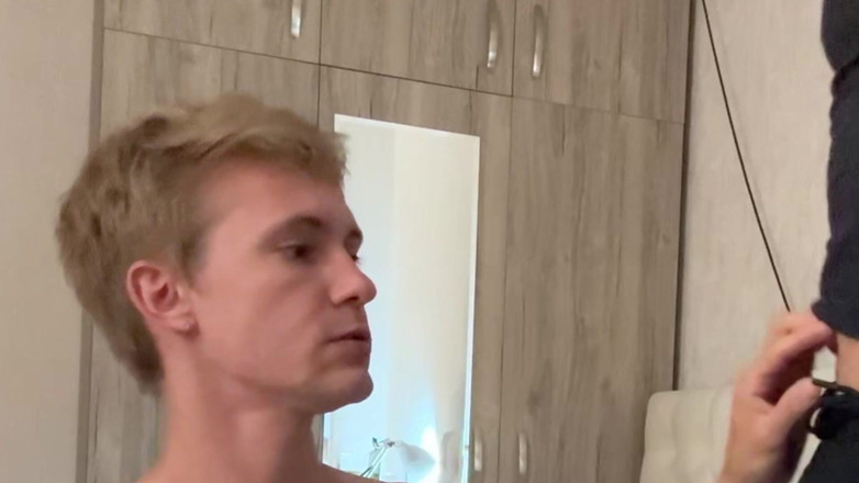 Ethan Lestray: 第 1 部分 多汁，父母，吸吮继兄弟的大