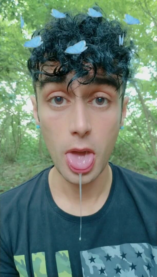 Idmir Sugary: Două ori spermă scuipat de tipi aleatori - încărcături uriașe groase scurgeri