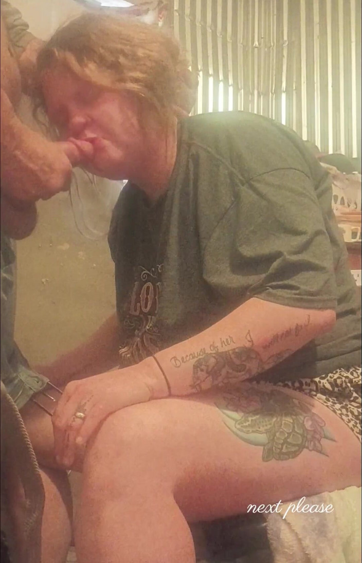 Skybay: Випробування трахання в горло skyebay