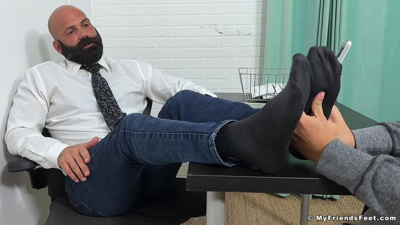 My friends feet: Lando šaty ponožky uctívány