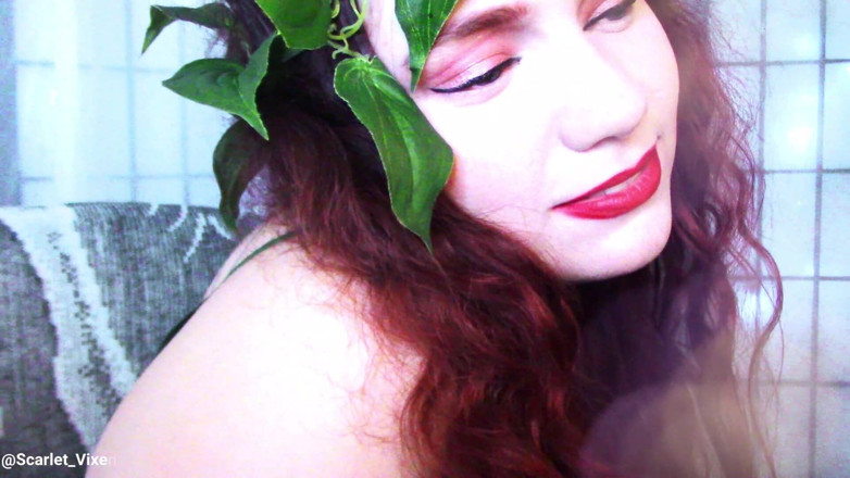 Scarlet Vixen: Poison Ivy's Penyayang Menjilat &amp; Bercium